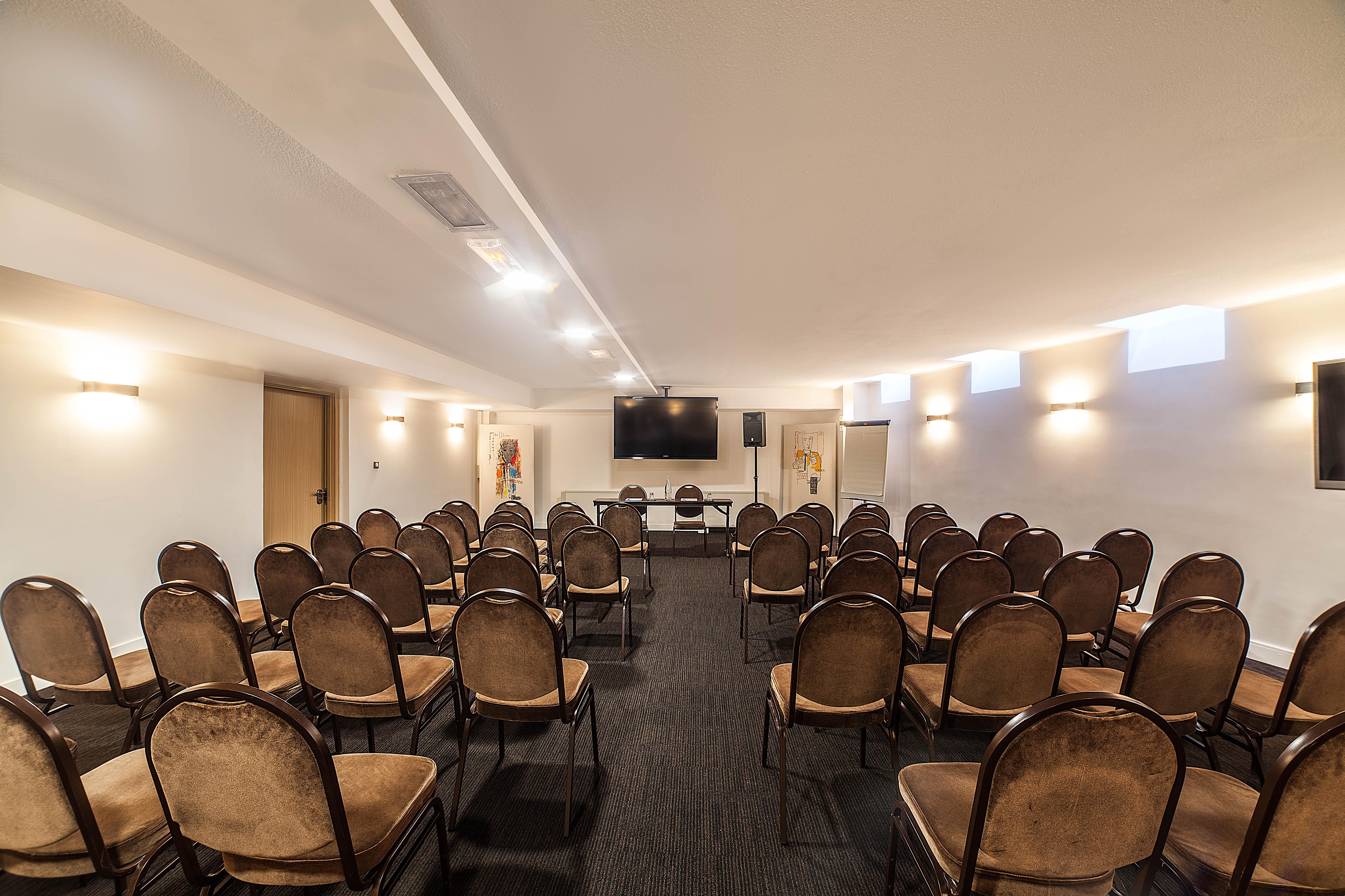Montaigne&spa Hotel 4*